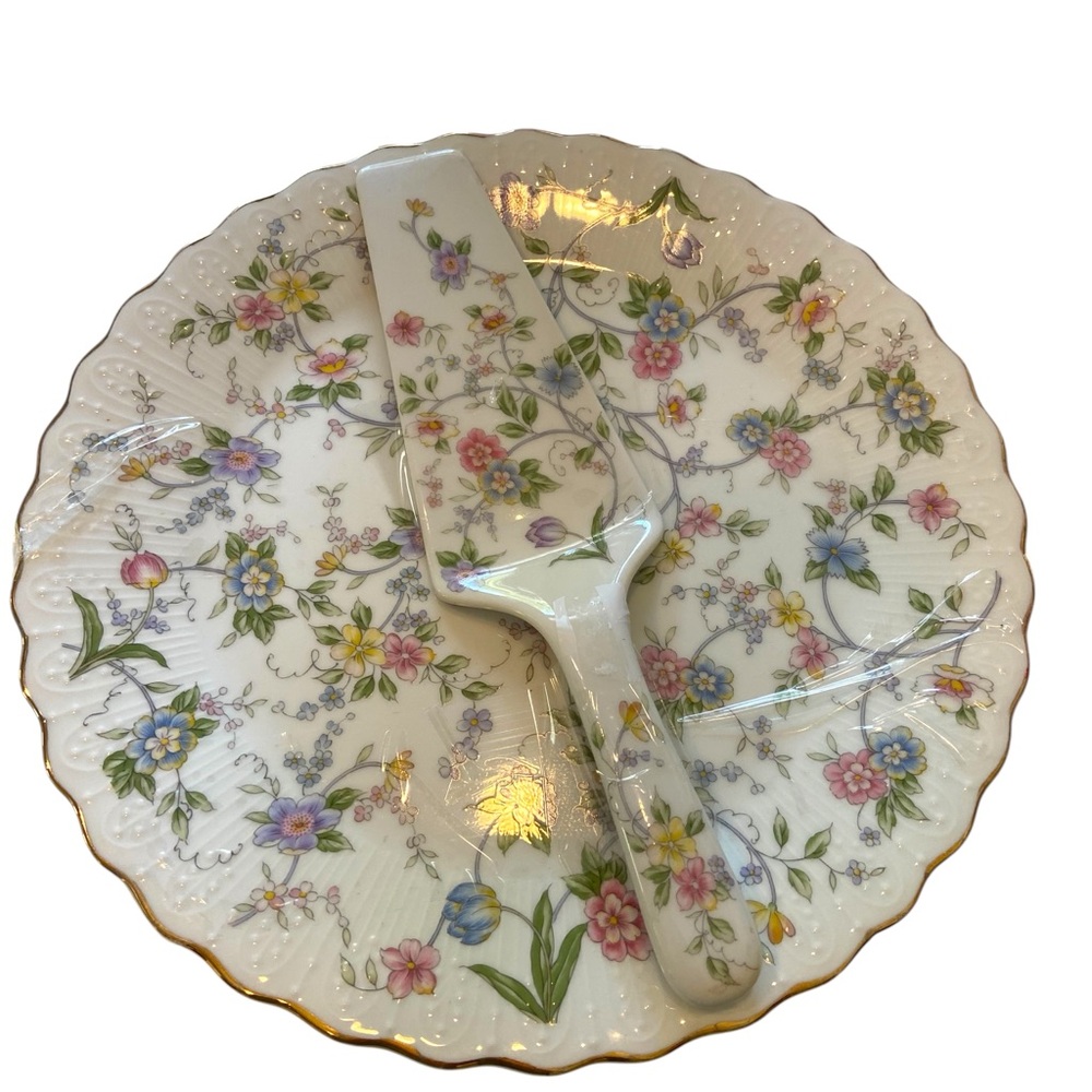 Andrea by Sadek Corona Serving Plate and matching server
